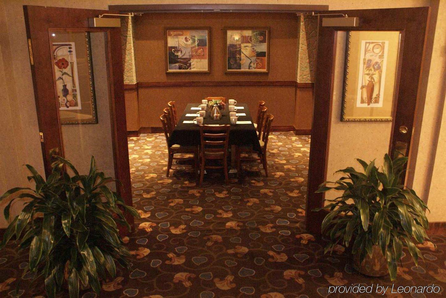 Hotel Doubletree By Hilton Lafayette Udogodnienia zdjęcie